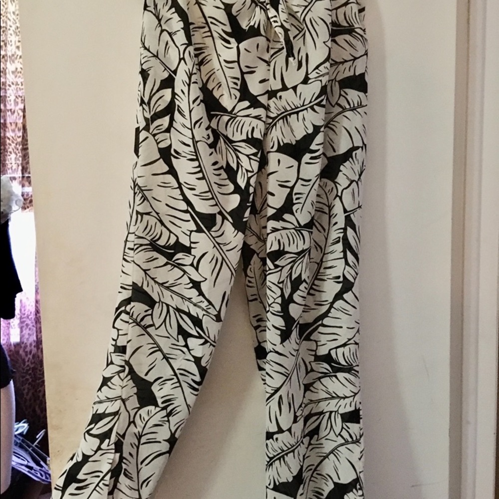 Bathing suit coverup pants. Sz. med long.